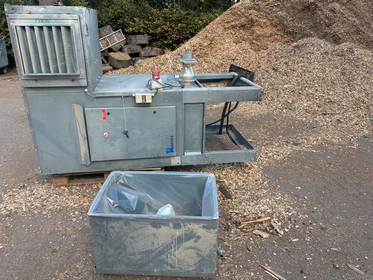 Te koop stof / zaagsel afzuiger, Doe-het-zelf en Verbouw, Ventilatie en Afzuiging, Afzuiger, Ophalen of Verzenden