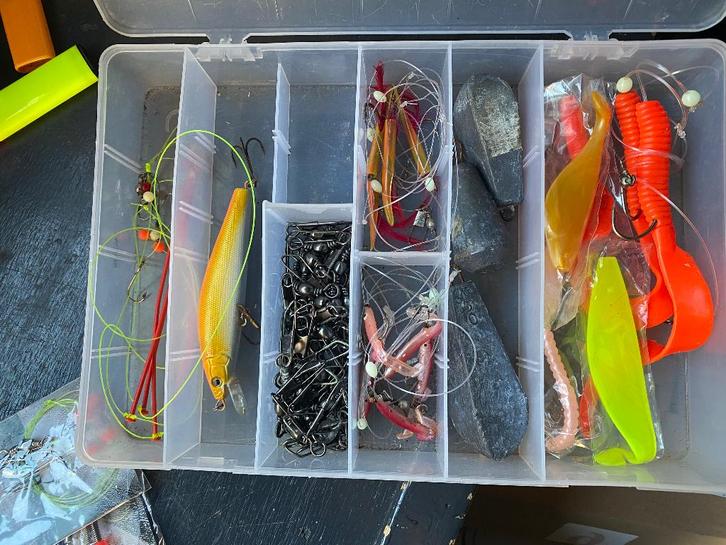 Visspullen kunstaas en rigs voor zeevissen van boot of pier., Watersport en Boten, Hengelsport | Algemeen, Zo goed als nieuw, Kunstaas