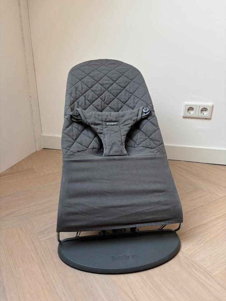 Babybjörn grijs, Kinderen en Baby's, Wipstoeltjes, Zo goed als nieuw, Wipstoel, Overige merken, Met gordel(s) of riempje(s), Verstelbaar