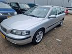 Volvo V70 2.4 diesel automaat rijd super new APK 16.03.2026, Stof, Zwart, 179 €/maand, V70