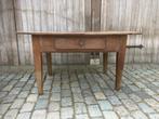 18e eeuw heel mooi eikenhouten bijzet salon tafeltje izgs !!, Ophalen
