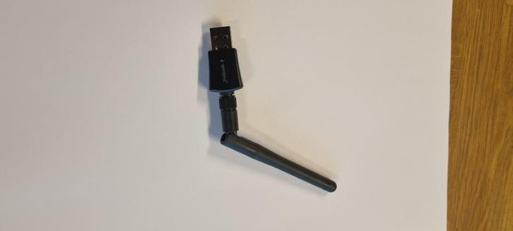 Gembird WNP-UA300P-02 USB WiFi adapter, Computers en Software, WiFi-versterkers, Zo goed als nieuw, Ophalen of Verzenden