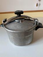 Oerdegelijke Aluminium Snelkookpan - Vintage met stoom mand, Huis en Inrichting, Keuken | Potten en Pannen, Ophalen, Gebruikt