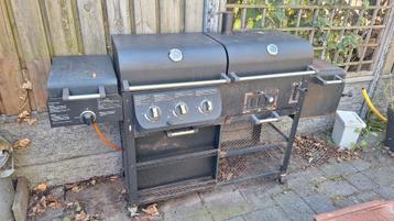 Barbeque, zowel gas als kolen en offset smoker, zie foto's beschikbaar voor biedingen