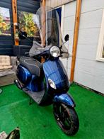 AGM VX50P / bouwjaar 2022, Ophalen, Zo goed als nieuw, Elektrisch