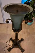Smeedijzeren staande de schemerlamp.  Kunstenaar Lam Lee, Huis en Inrichting, Woonaccessoires | Zuilen en Pilaren, Ophalen of Verzenden