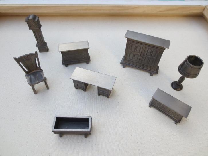 Tinnen miniatuurmeubels, Antiek en Kunst, Antiek | Tin, Ophalen of Verzenden
