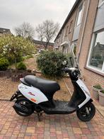 Piaggio zip 2000 wit, Fietsen en Brommers, Scooters | Piaggio, Ophalen of Verzenden, Zo goed als nieuw