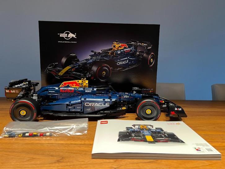 Lego 42206 Oracle Red Bull Racing RB20 F1 auto, Kinderen en Baby's, Speelgoed | Duplo en Lego, Zo goed als nieuw, Lego, Complete set