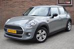 Mini Mini 1.5 One D Pepper '18 TIK IN DE MOTOR!, Auto diversen, Schadeauto's, Mini, Zilver of Grijs, 1496 cc, Hatchback