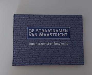 Straatnamen van Maastricht -  Titus Panhuysen beschikbaar voor biedingen