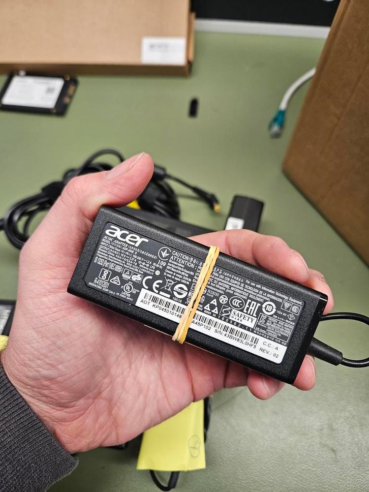 Originele Acer laptop adapters – diverse modellen (19V), Computers en Software, Laptop-opladers, Verzenden