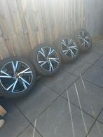 Volvo 18 inch v60 s90 s80 v90 winterbanden 245/45R18, Auto-onderdelen, Banden en Velgen, Ophalen, 18 inch, Banden en Velgen, Winterbanden