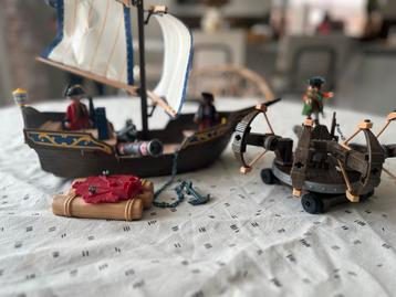 Playmobil Piratenschip met accessoires beschikbaar voor biedingen