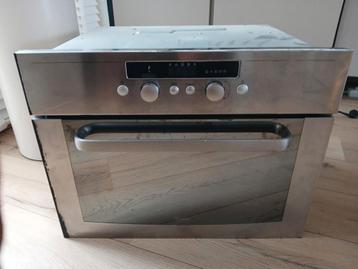 Whirlpool inbouw hetelucht oven +magnetron werkt goed  beschikbaar voor biedingen