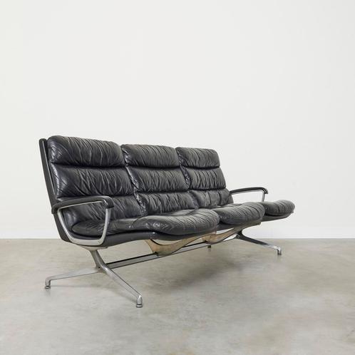Vintage jaren 60 design bank Strässle midcentury leer 60s 70, Huis en Inrichting, Banken | Bankstellen, Gebruikt, Rechte bank