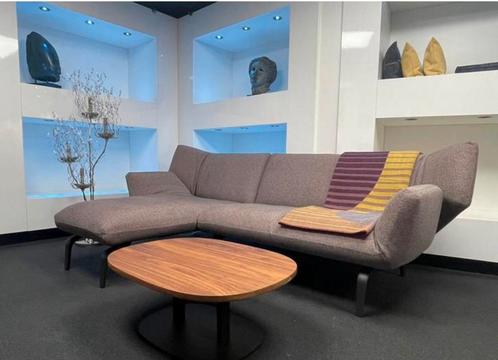 Leolux Devon hoek-loungebank stof Loft SALE, Huis en Inrichting, Banken | Bankstellen, Nieuw, Vierpersoons of meer, Stof, Ophalen