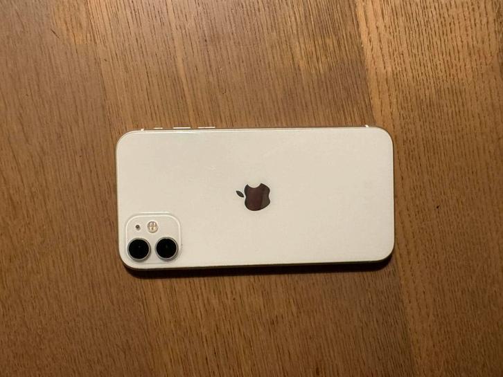 Iphone 11 wit, Telecommunicatie, Mobiele telefoons | Apple iPhone, Gebruikt, 64 GB, Zonder abonnement, Zonder simlock, iPhone 11