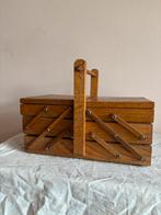 Vintage houten fourniture doos, Hobby en Vrije tijd, Naaien en Fournituren, *, Gebruikt, Verzenden, *