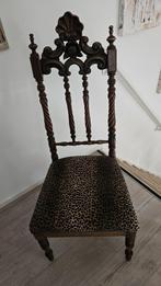Antieke Stoel met Leopard Print, Huis en Inrichting, Stoelen, Ophalen, Gebruikt, Bruin, Eén