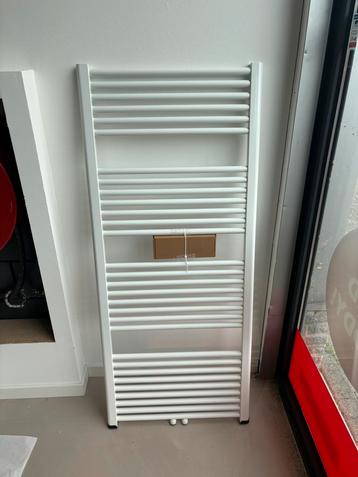 Cv handdoek radiator beschikbaar voor biedingen