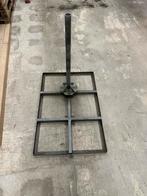 Antenne schotel montage steun platdak + tegels, Ophalen