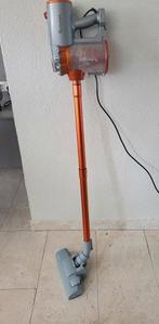 TurboTronic stofzuiger 600W., Ophalen of Verzenden, Zo goed als nieuw, Minder dan 1200 watt, Stofzuiger
