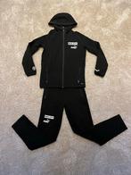Puma Man City joggingpak - Zwart. maat 164, Ophalen of Verzenden, Zo goed als nieuw, Jongen of Meisje