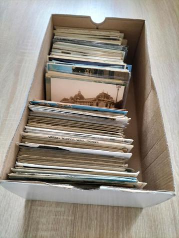 Schoenendoos met oude ansichtkaarten, 600 stuks .heel divers beschikbaar voor biedingen
