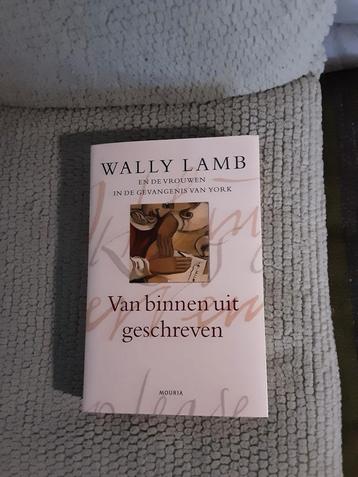 Wally Lamb------Van binnen uit geschreven literatuur beschikbaar voor biedingen