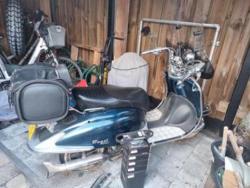 Fosti retro scooter 90cc Naraku!! (Opknapper) beschikbaar voor biedingen