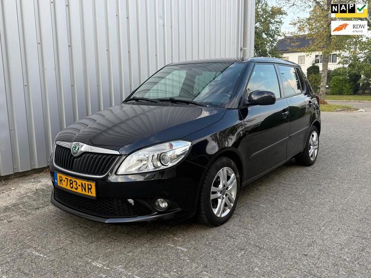Skoda Fabia 1.4 TSI RS/ nieuwe Ketting / lage KMS, Auto's, Skoda, Bedrijf, Te koop, Fabia, ABS, Airbags, Airconditioning, Boordcomputer