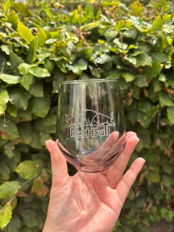 Hand gemaakt Red Bull glas beschikbaar voor biedingen