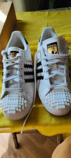 Zeldzame LEGO Editie van Adidas Sneaker, Wit, Ophalen of Verzenden, Adidas, Sneakers of Gympen