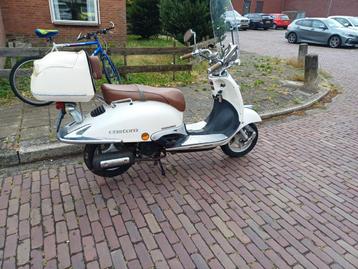 Killerbee Custom Scooter Loopt Niet! Nu €100,-!! beschikbaar voor biedingen