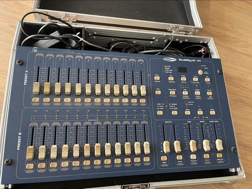 SHOWTEC DMX Lichttafel SHOWMASTER 24 Inclusief Flightcase, Muziek en Instrumenten, Licht en Laser, Zo goed als nieuw, Licht, Geluidgestuurd