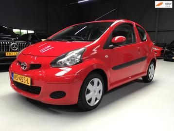 Toyota Aygo 1.0-12V Access I 97xxxKM I 2e eigen I Airco I El beschikbaar voor biedingen