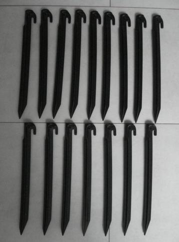 18 nwe tent haringen 30 cm voor zachte/losse ondergrond beschikbaar voor biedingen