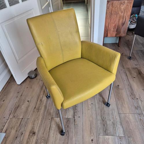 Gratis - 6 eetkamerstoelen (beschadigd leer), Huis en Inrichting, Fauteuils, Gebruikt, Leer, Minder dan 75 cm, Ophalen