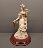 Mooi Leonardo beeld elegante dame, Antiek en Kunst, Ophalen of Verzenden