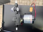 12V Waterpomp 11,4L/p.m., Ophalen of Verzenden, Zo goed als nieuw