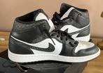 Nike air Jordan 1 mid, Ophalen of Verzenden, Zo goed als nieuw