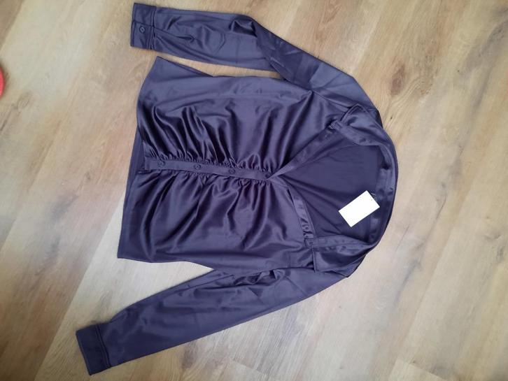 nieuwe bruine satijnen blouse h&m maat 44, Kleding | Dames, Blouses en Tunieken, Nieuw, Maat 42/44 (L), Bruin, Ophalen of Verzenden