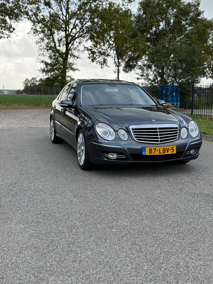 Mercedes-Benz E-Klasse 3.5 E350 CGI Sedan AUT 2008 Grijs, Auto's, Mercedes-Benz, Particulier, E-Klasse, ABS, Airbags, Airconditioning