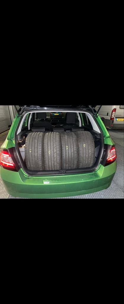 Continental ContiPremiumContact 2 banden, Auto diversen, Auto-accessoires, Zo goed als nieuw, Ophalen