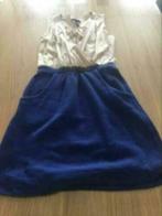 Twee klurig Beige/blauwe moderne jurk van “Mango” maat S, Kleding | Dames, Jurken, Mango, Beige, Ophalen of Verzenden, Zo goed als nieuw