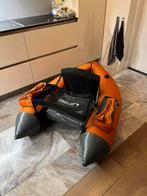 Fish cat 4 deluxe belly boat, Watersport en Boten, Ophalen, Zo goed als nieuw