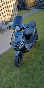 Zip iget 50, Fietsen en Brommers, Scooters | Piaggio, Ophalen, Zo goed als nieuw, Benzine, Zip