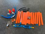 Hot wheels racebaan met 2 auto’s., Ophalen, Gebruikt, Hot Wheels, Met looping