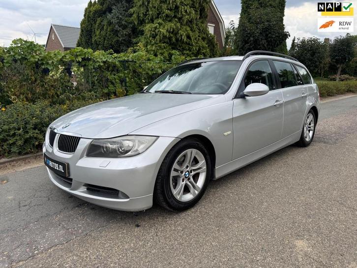 BMW 3-serie Touring 325i Executive AIRCO / CRUISE / AUTOMAAT, Auto's, BMW, Bedrijf, Te koop, 3-Serie, ABS, Airbags, Airconditioning
